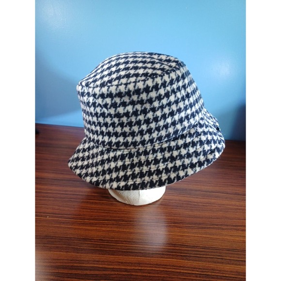 HOLLISTER Women’s Black/White Plaid/Checkered BUCKET HAT ONE SIZE - Picture 3 of 12